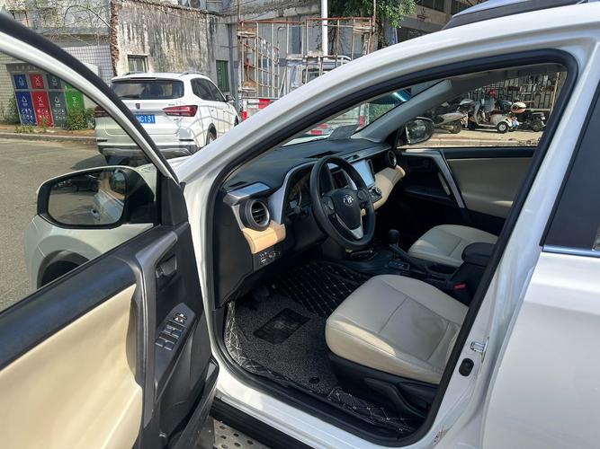 RAV4荣放